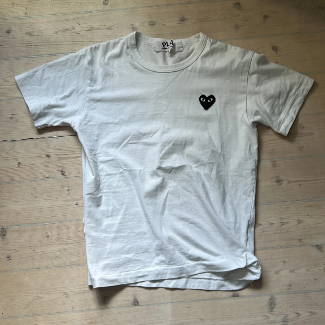 Vit t-shirt Comme des Garçons Play