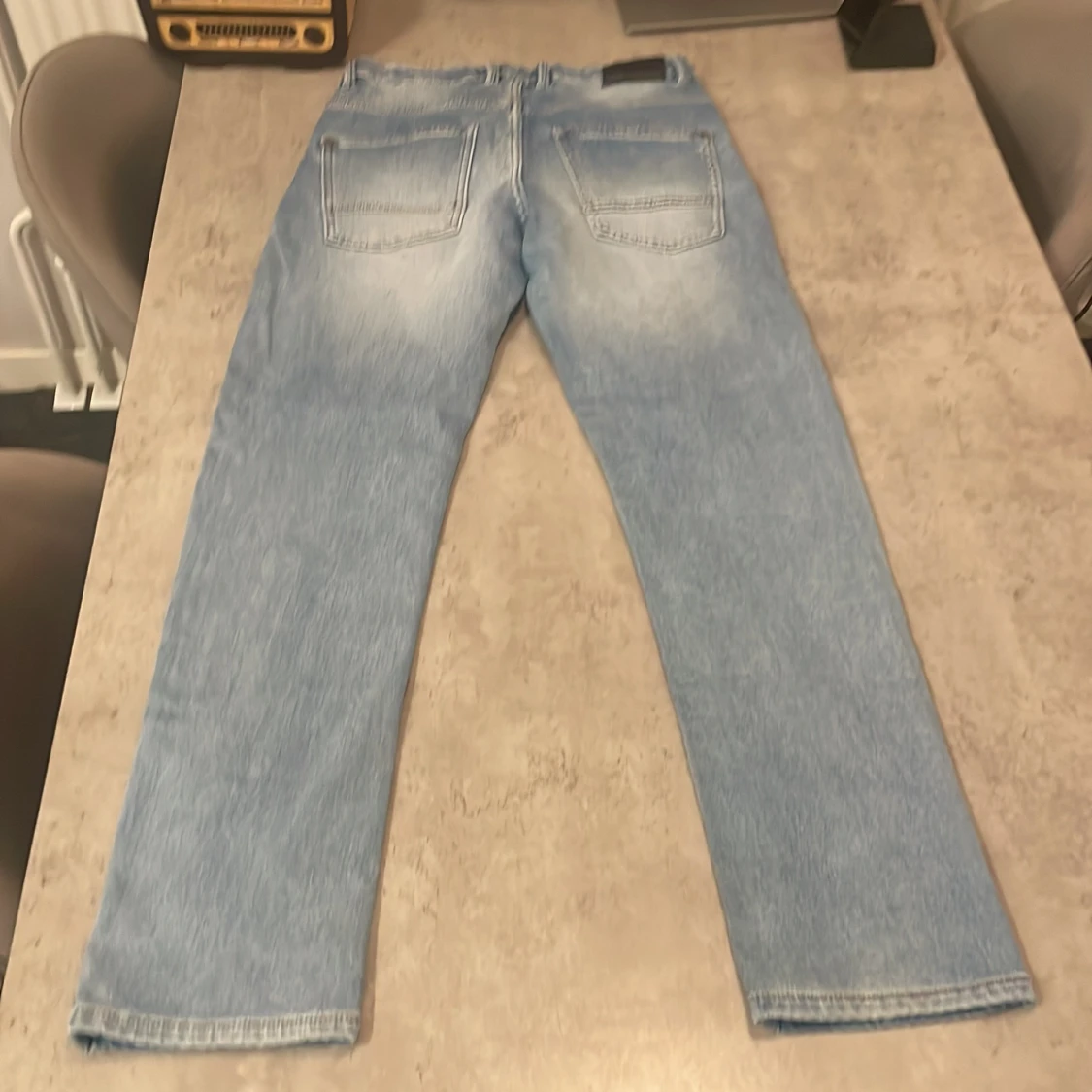 Ljusblå relaxed fit jeans från LAB Industries - 1