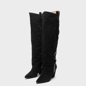 Twist & tango Bonn boots strl 38 - Helt nya, oanvända svarta boots i strl 38 säljs pga köpte fel storlek. Finns äkthetsbevis (kvitto), kan även tänka mig byta mot samma i strl 39!