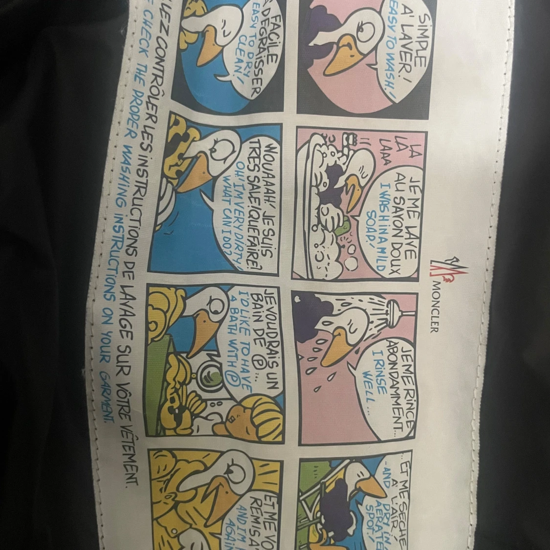 Svart dunväst från Moncler storlek 6 - 1