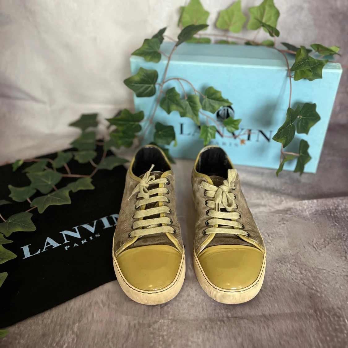Lanvin Beige Mocka Sneakers med Lackad Tå – EU 41 / UK 7 – Mycket fint skick - 3