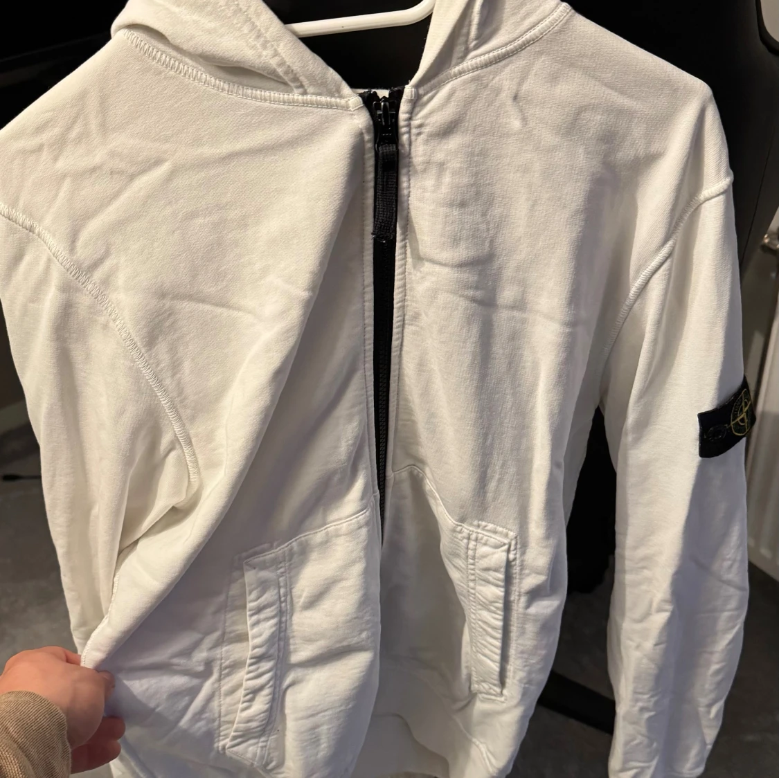 Vit hoodie från Stone Island - 1