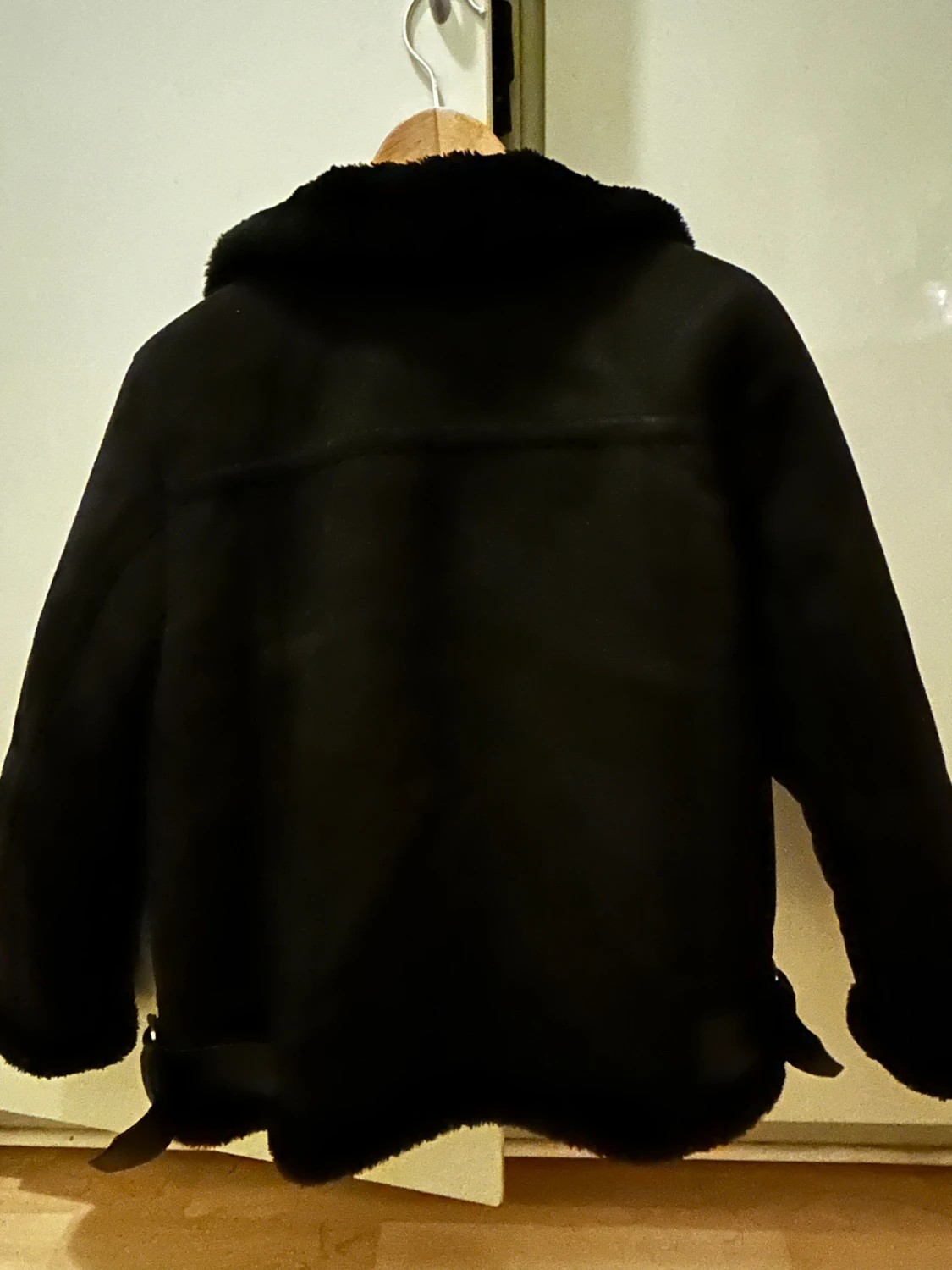 Svart teddyjacka från Pull&Bear - 1