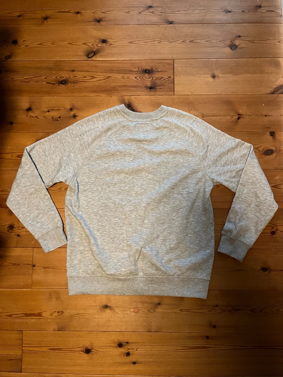 Grå Långarmad Tröja - 1