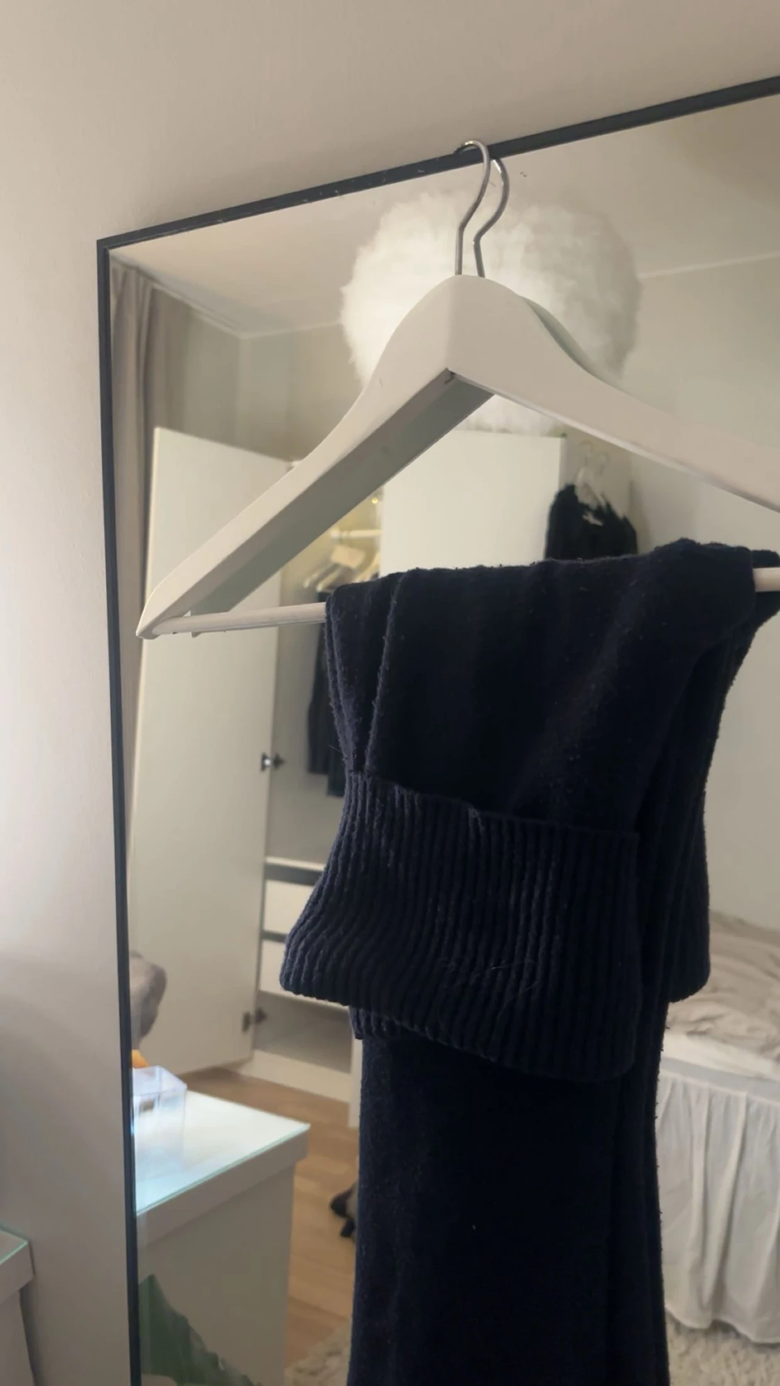 Mörkblå ribbade stickade byxor - 1