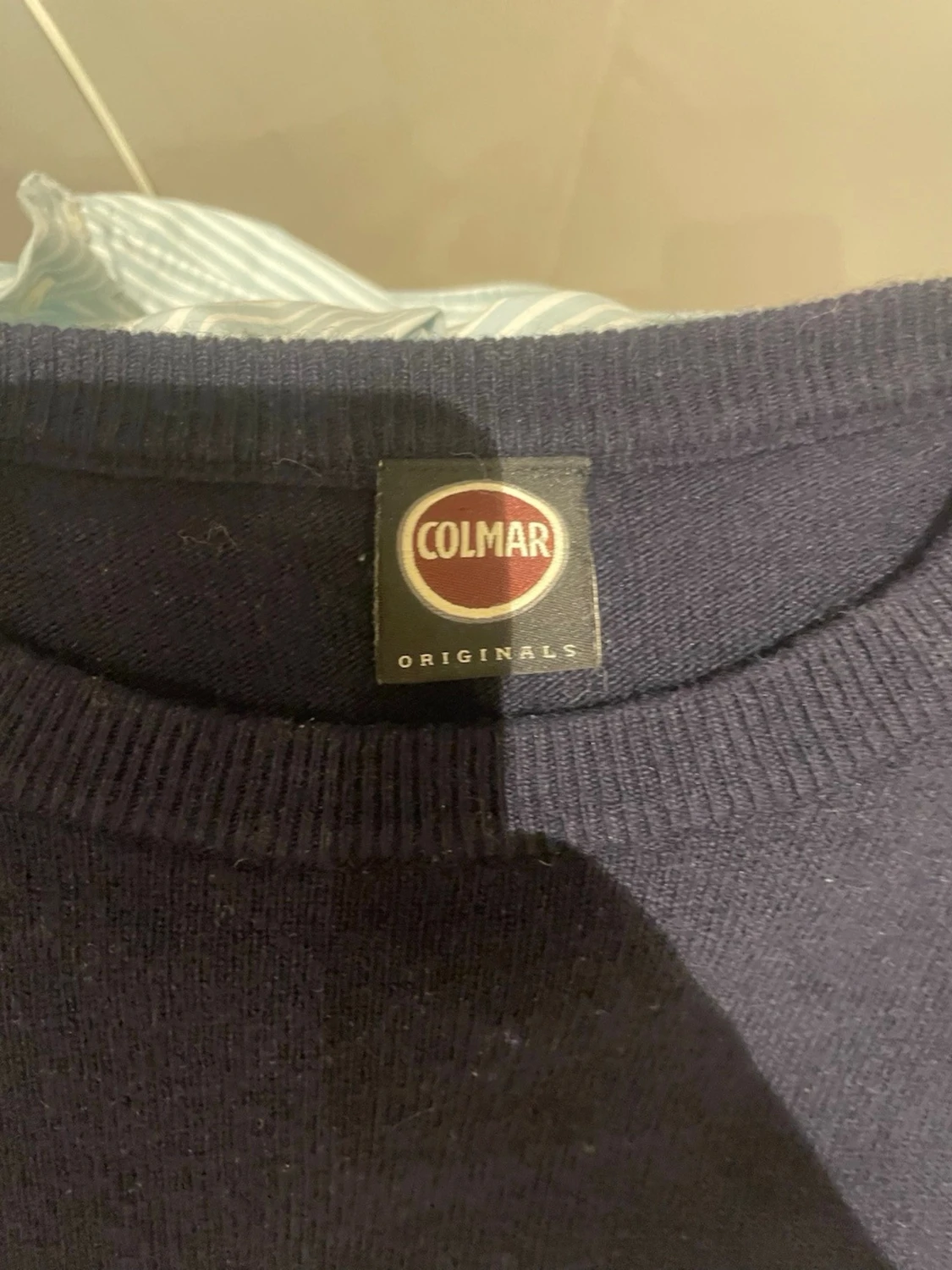 Mörkblå sweatshirt från Colmar - 2