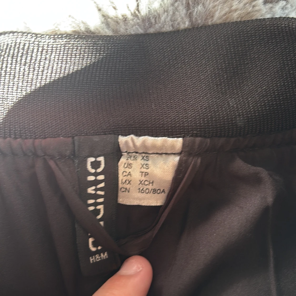 Svart bomberjacka från H&M Divided XS - 2