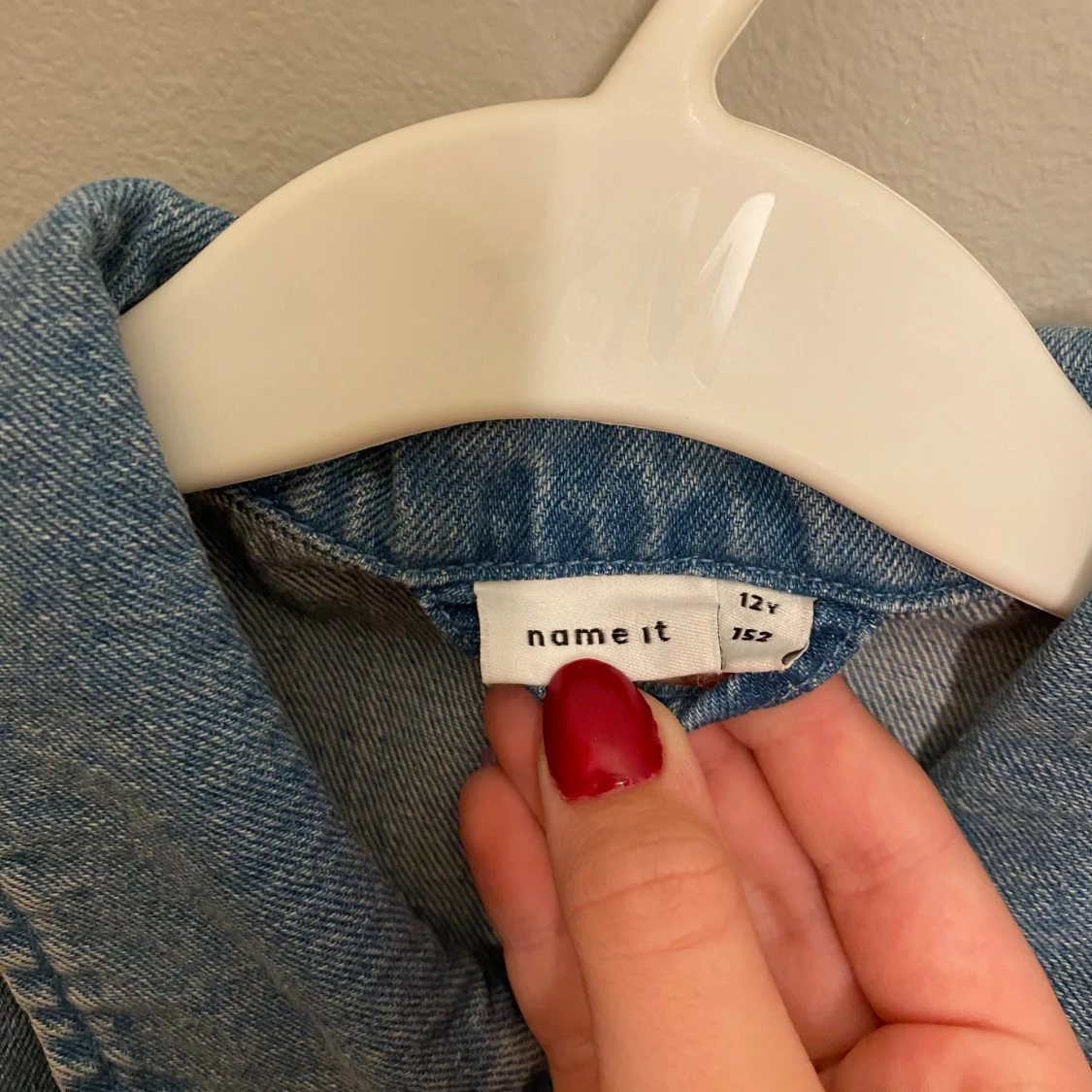 Jeansväst från Name It med guldknappar - 2