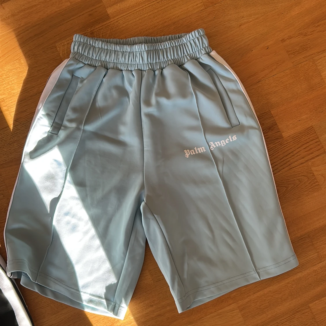 Palm Angels shorts svart & ljusblå 800 för båda !!!( 500 för en !!) - 2