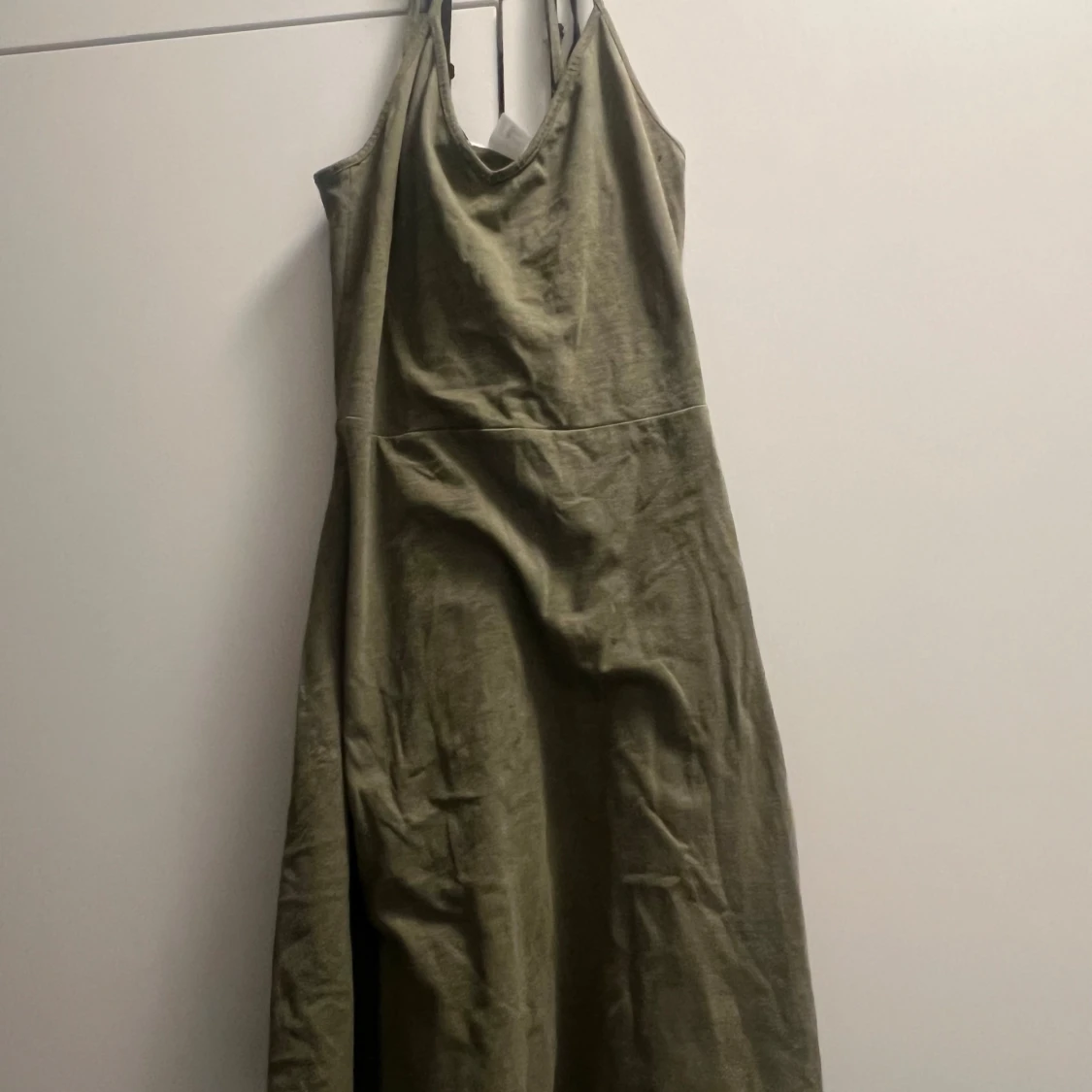 Svart och olivgrön klänningar - 1