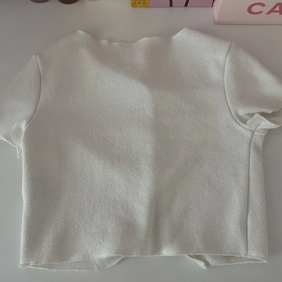 Vit kortärmad topp med knappar H&M - 2