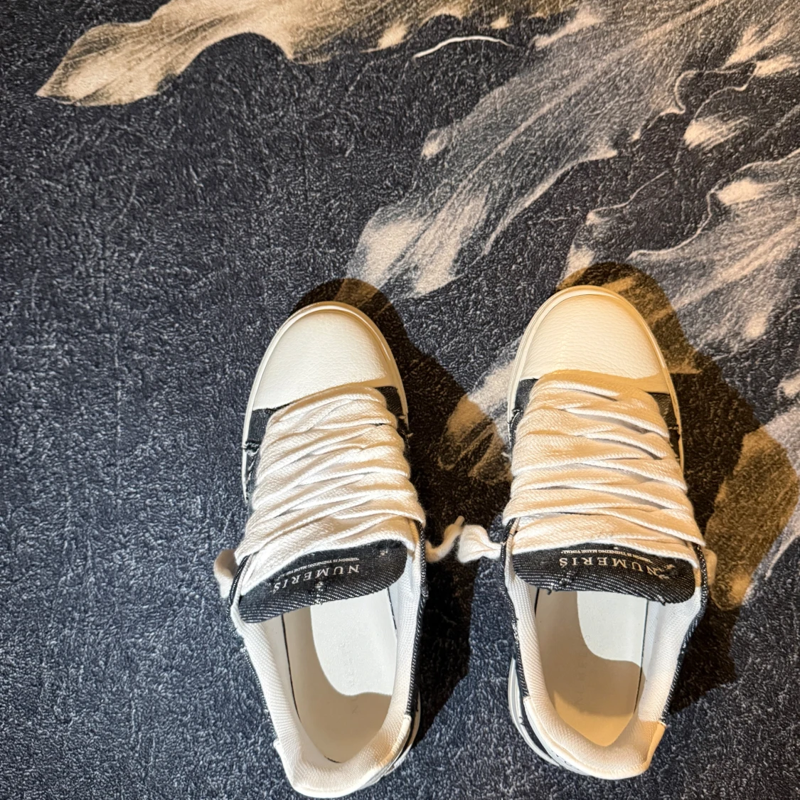 Numeris sneakers i denim och vitt - 1