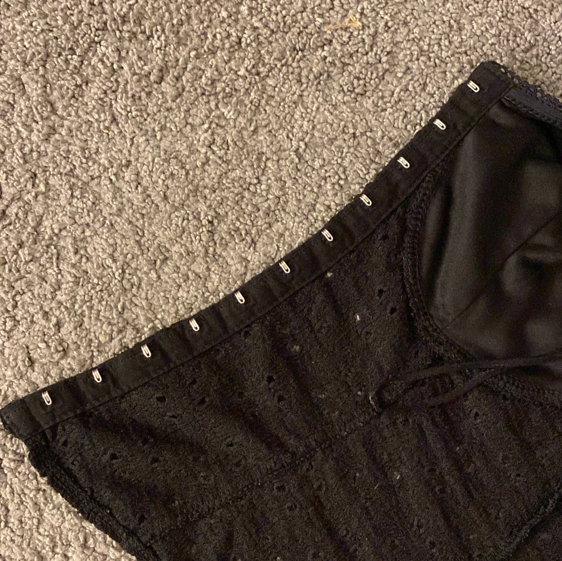 Svart broderad korsett  - 1