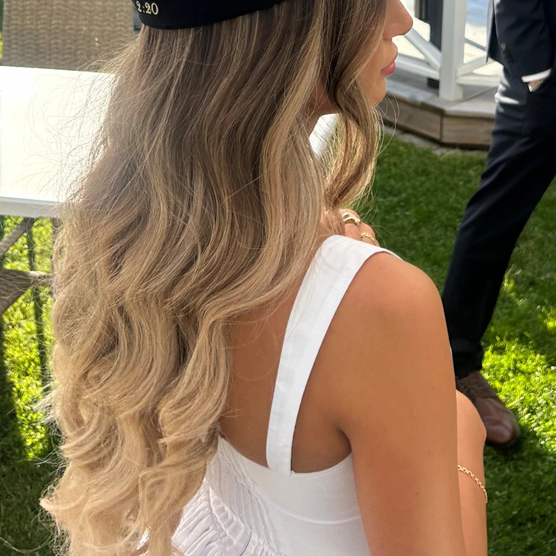 Vit kortklänning med snörning - 4