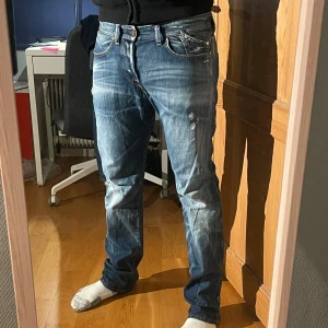 Replay Mijag - | Säljer ett par unika Replay jeans i modellen Mijag | Storlek 33/34 | Skick 10/10 | Pris 299 kr | Bara att höra av sig vid funderingar |