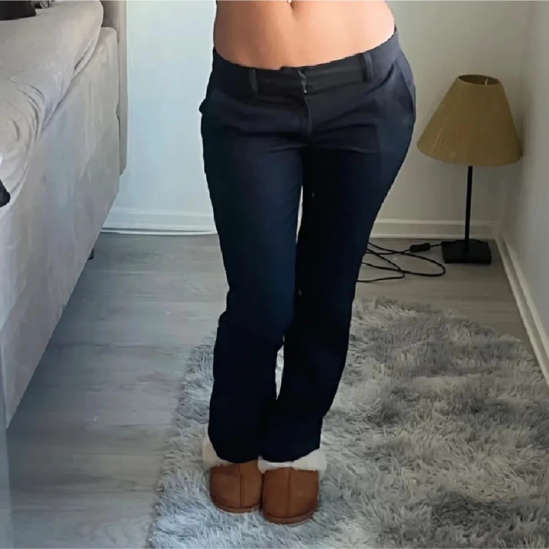 Lågmidjade kostymbyxor från Bikbok