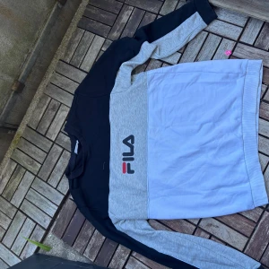 Fila långärmad sweatshirt  - Storlek M, Sparsamt använd, Orginal pris 900kr