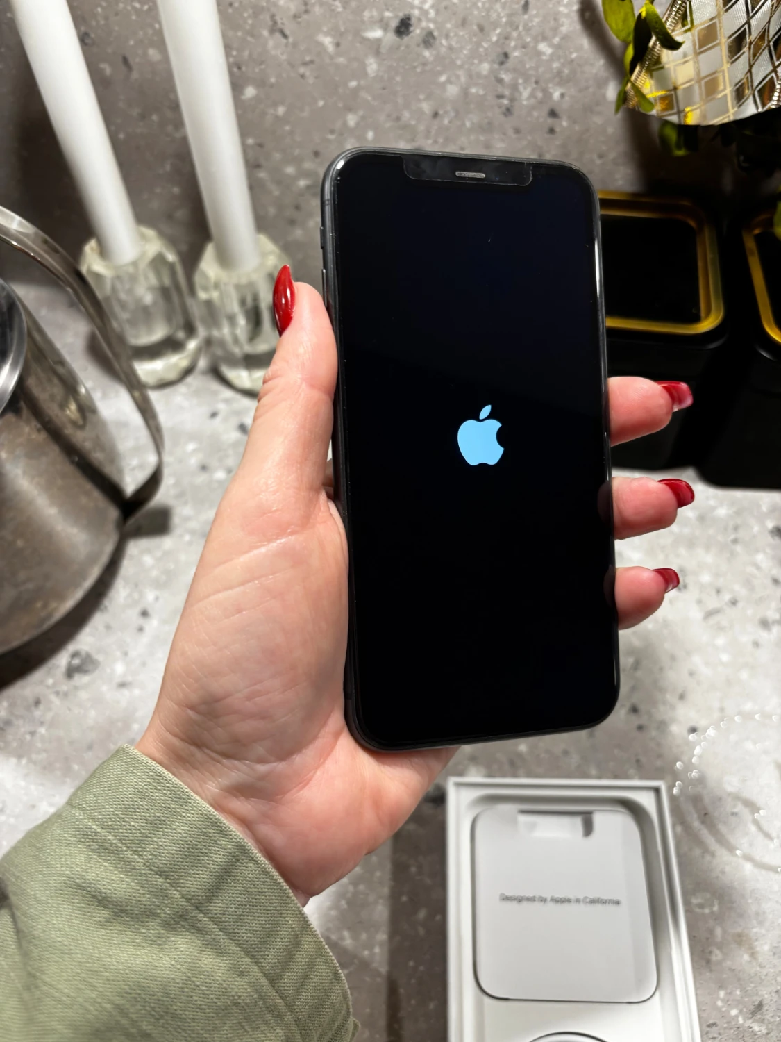 iPhone 11 64GB Black - 4