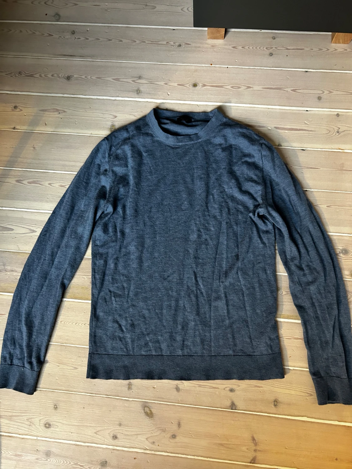 Ljusblå tröja Massimo Dutti