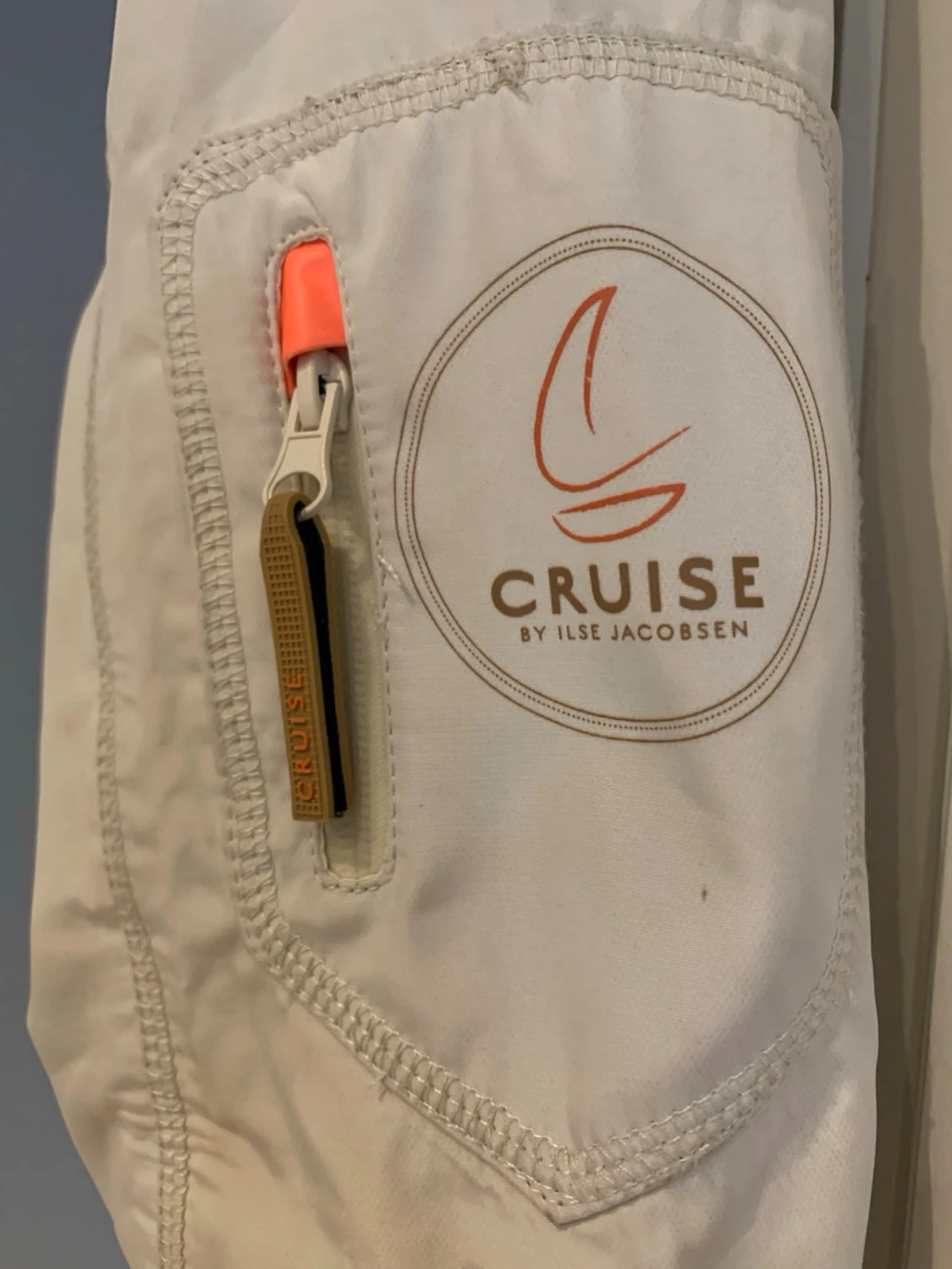 Beige fleecefodrad regnjacka från Ilse Jacobsen - 1