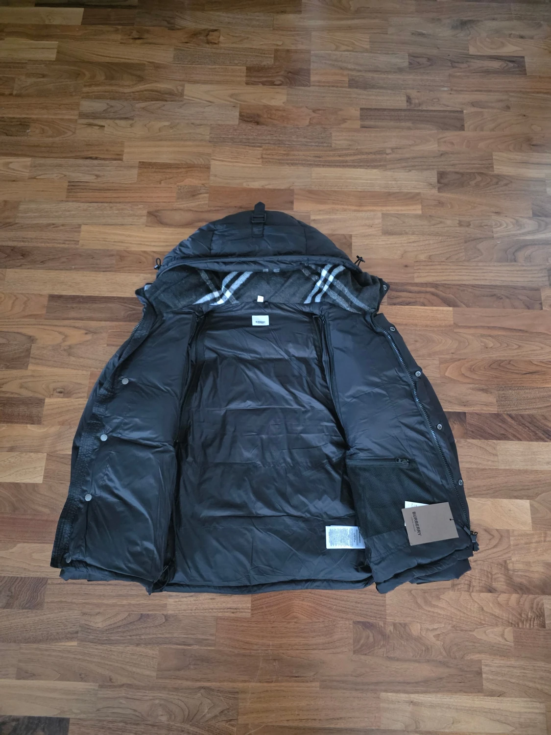 Burberry Puffer - 1