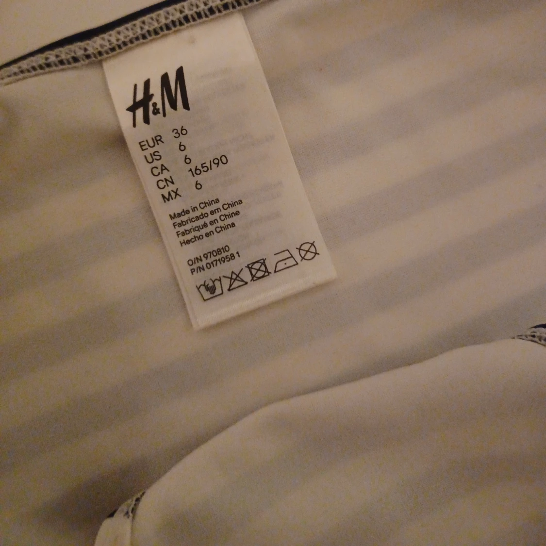 Randig bikini med smyckesdetaljer H&M - 3
