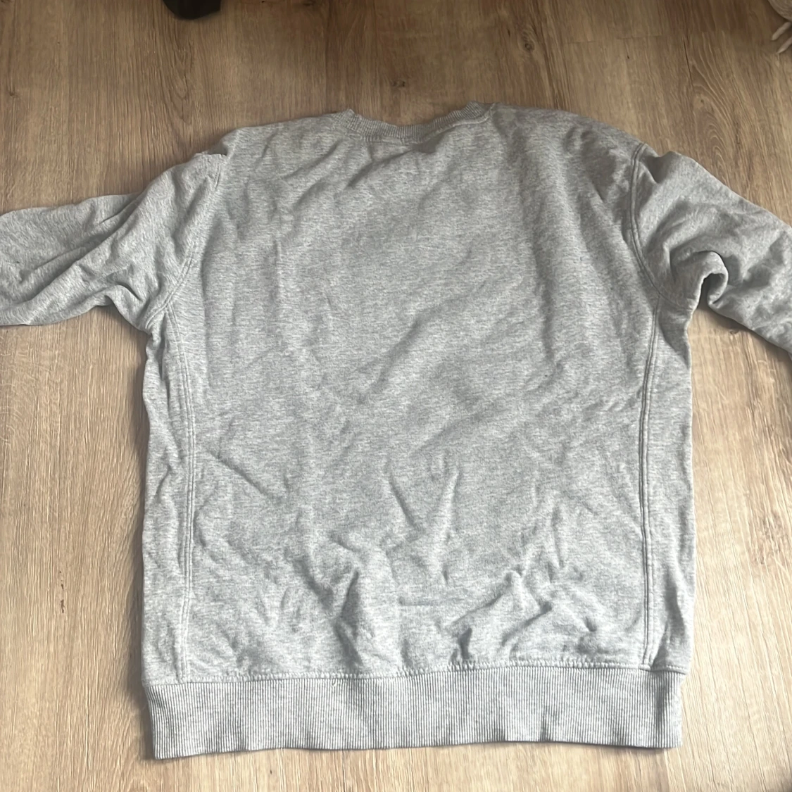 Grå sweatshirt från Lee - 1