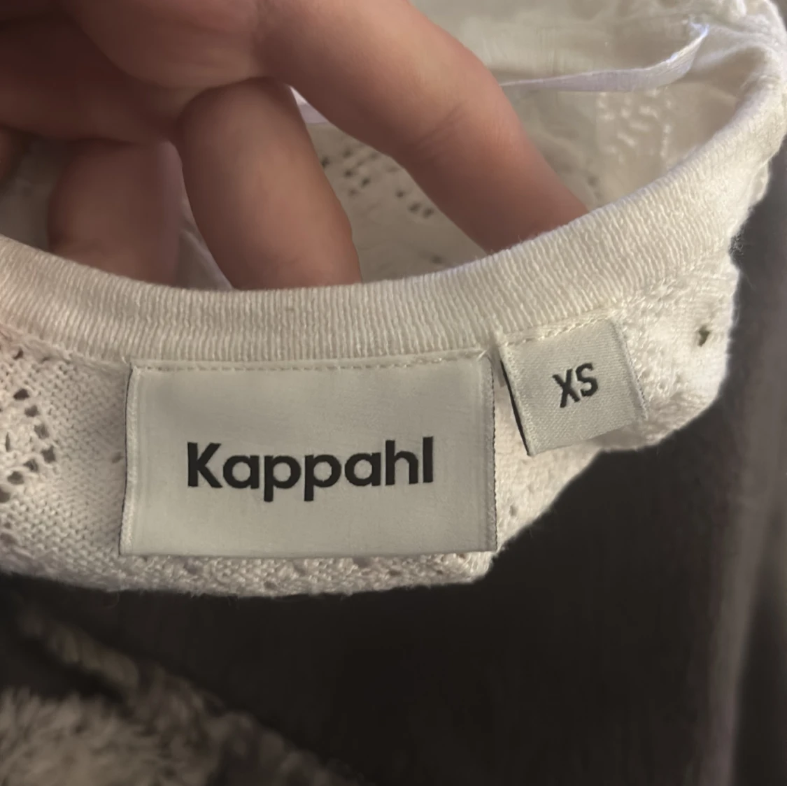 Vit stickad topp från Kappahl XS - 2