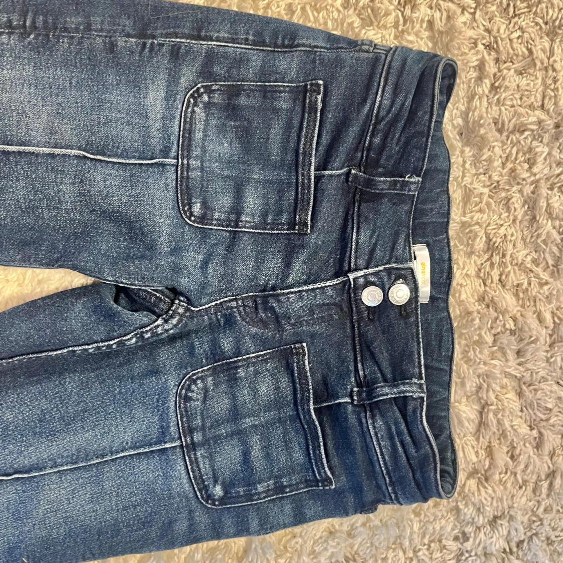 Blå bootcut jeans från Gina Tricot - 1