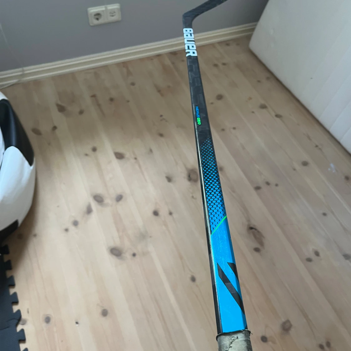 Bauer nexus geo höger skytt jr 40 (52) - 1
