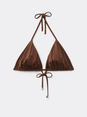 Brun bikiniöverdel från Calzedonia - Säljer min bikini överdel från Calzedonia. Helt ny, med lappar kvar, endast testad. Kommer inte gå ner i pris <3