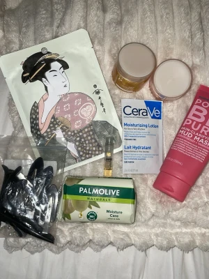 Skönhets kit | Ysl… - BLANDAT SKÖNHETSKIT! Bla test-parfym från YSL. Cerave & mkt annat. Ysl är ca 50-40% kvar. Ca 70% nytt! 💫 FRI FRAKT!