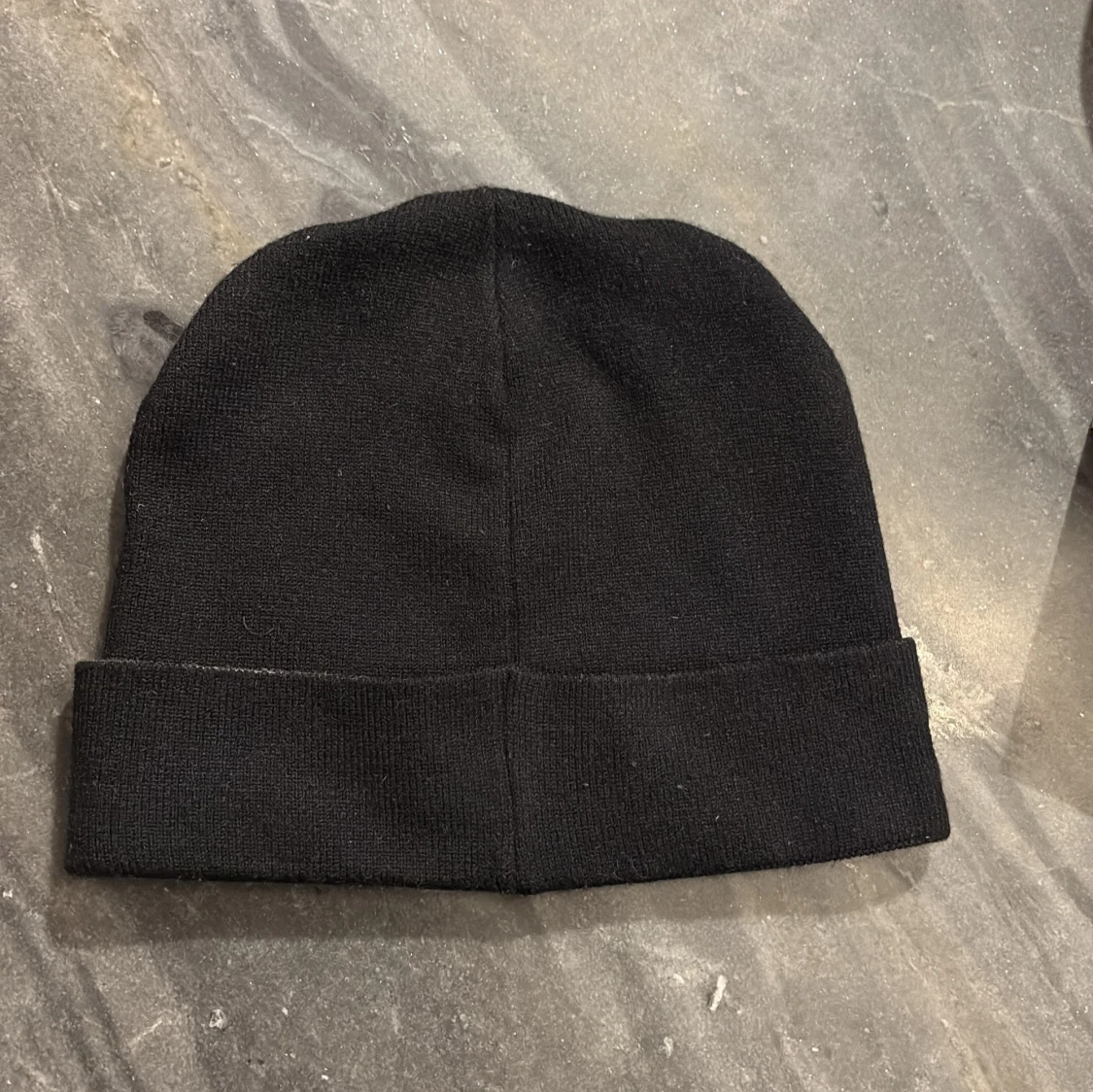 Givenchy mössa  - 1