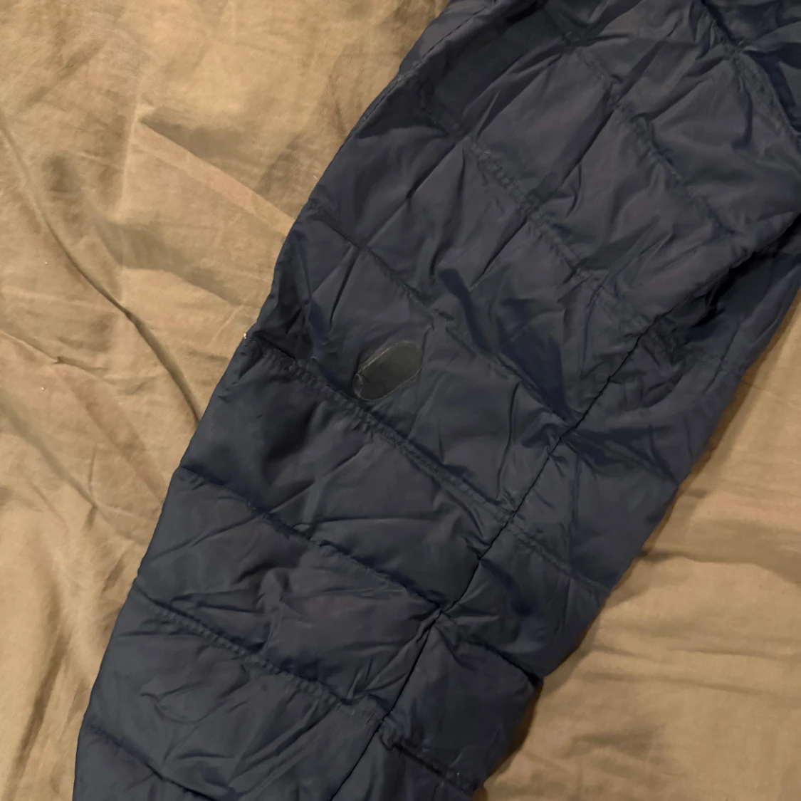 Mörkblå pufferjacka Tommy Hilfiger - 4