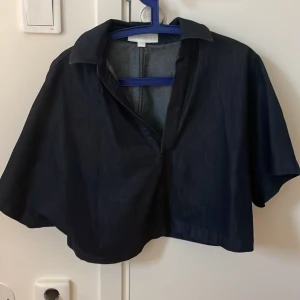 JEANSTOPP - Supersnygg JEANSTOPP från Zara! Använt ca 2 gånger men kommer inte till användning längre! 