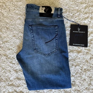 Handpicked Moser Project jeans - Snygga blå jeans från handpicked, slim/skinny passform storlek 31, helt nya.
