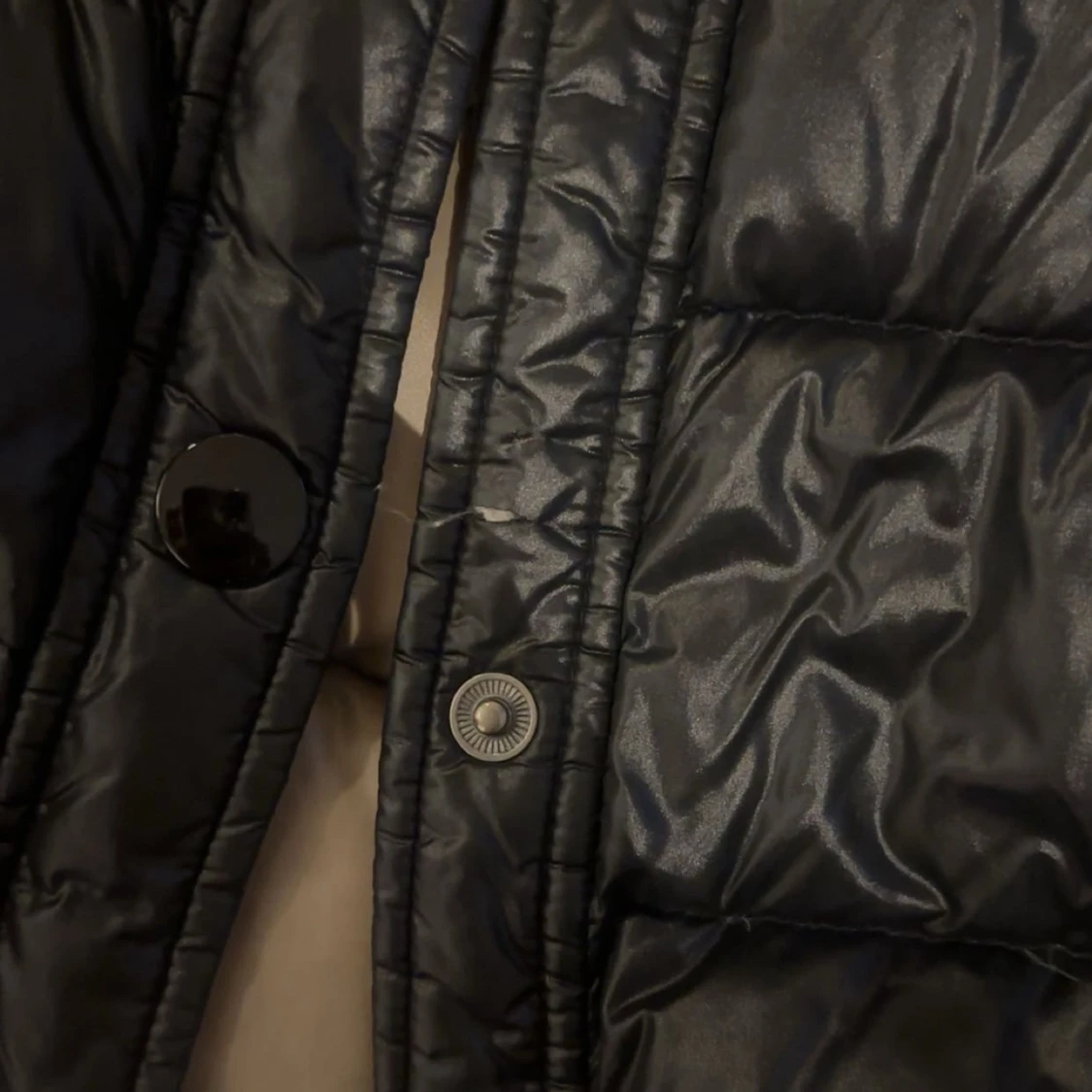 Svart dunjacka från Colmar - 4
