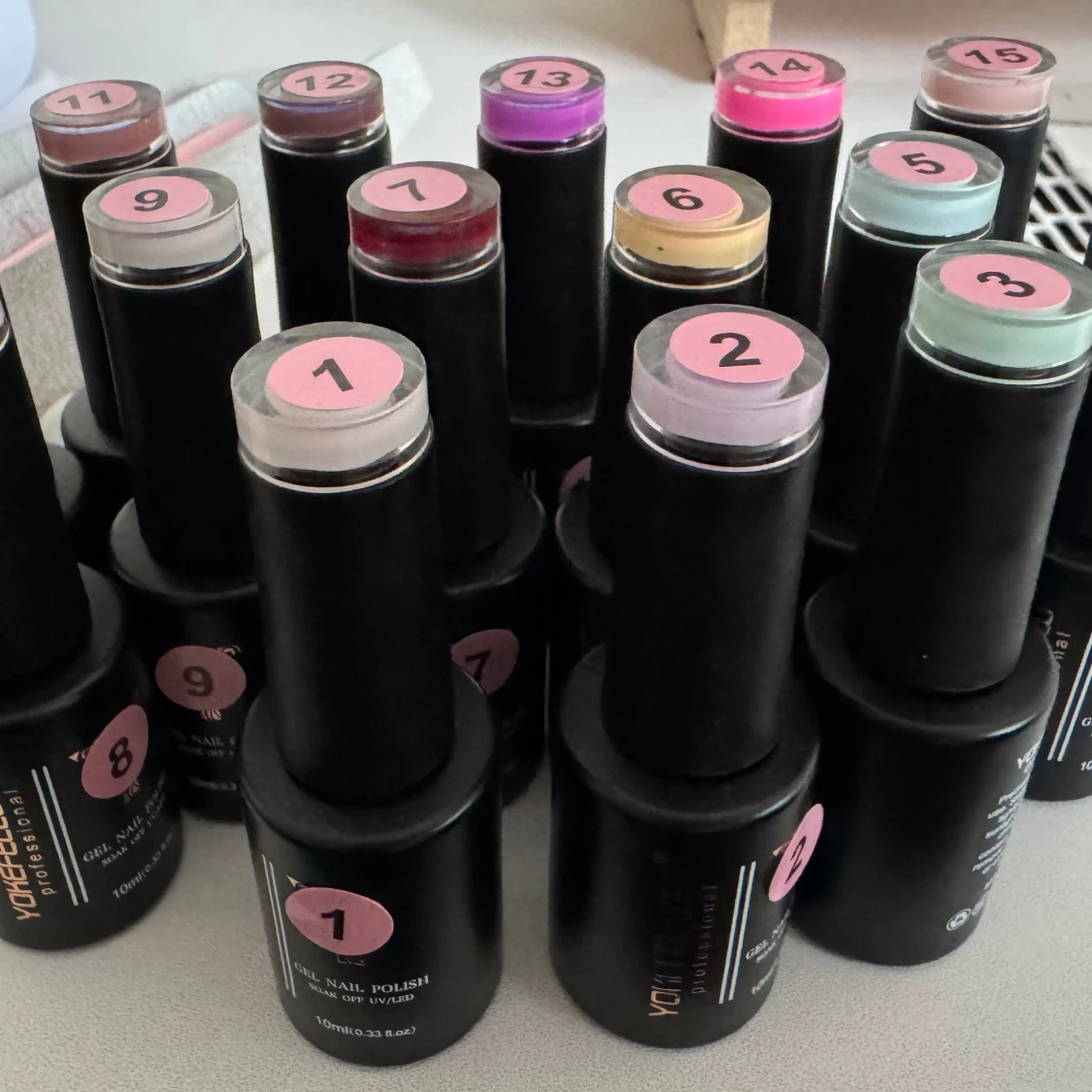  Gel Nagellack 16 färger /20kr st  - 1