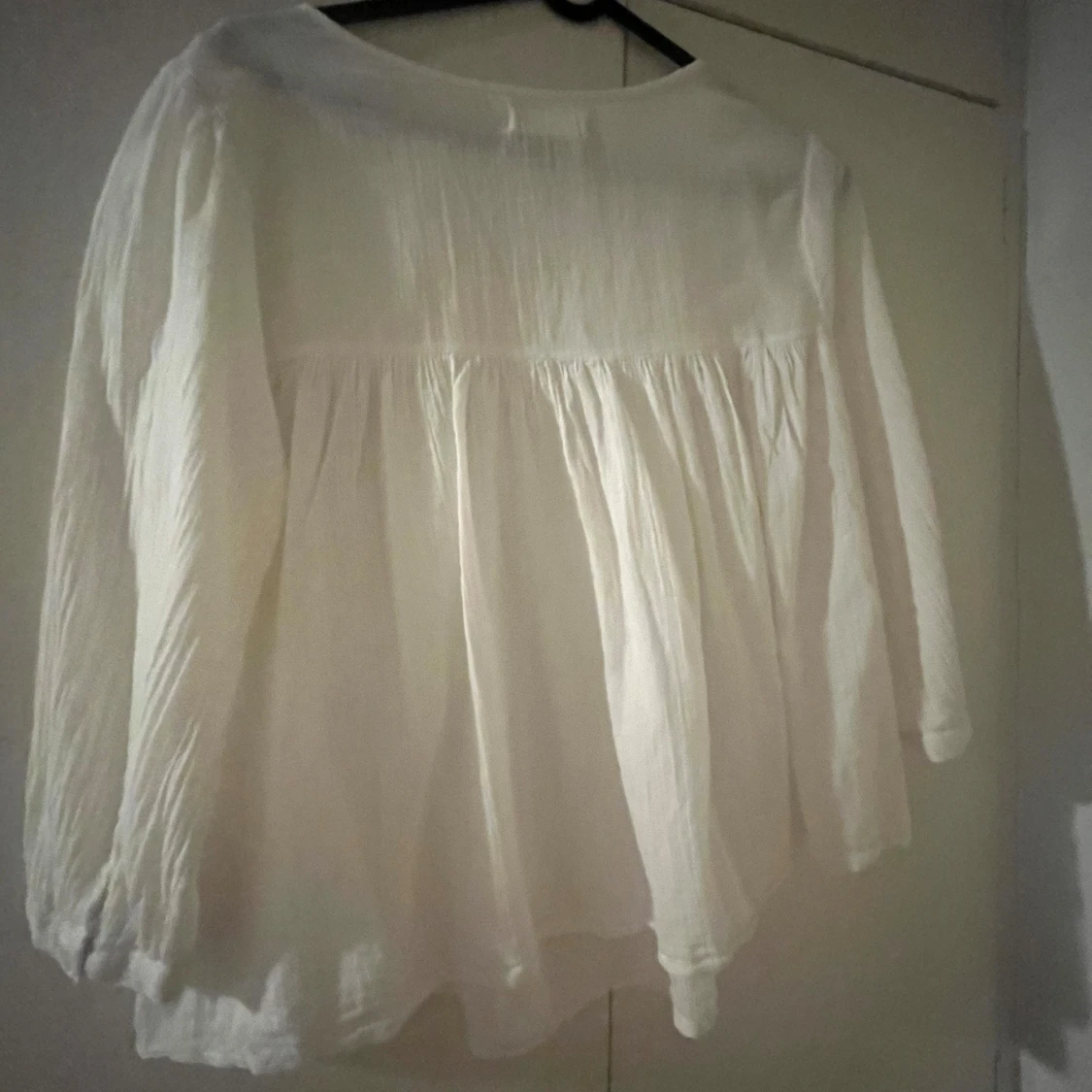 Vit blus från Vintage, storlek M - 2