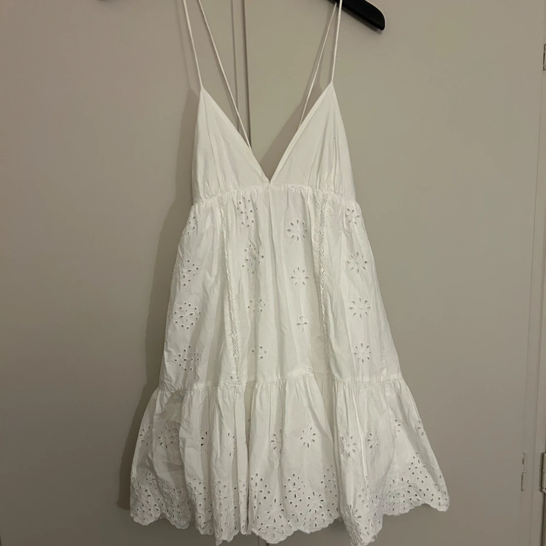 Vit sommarklänning från Zara 