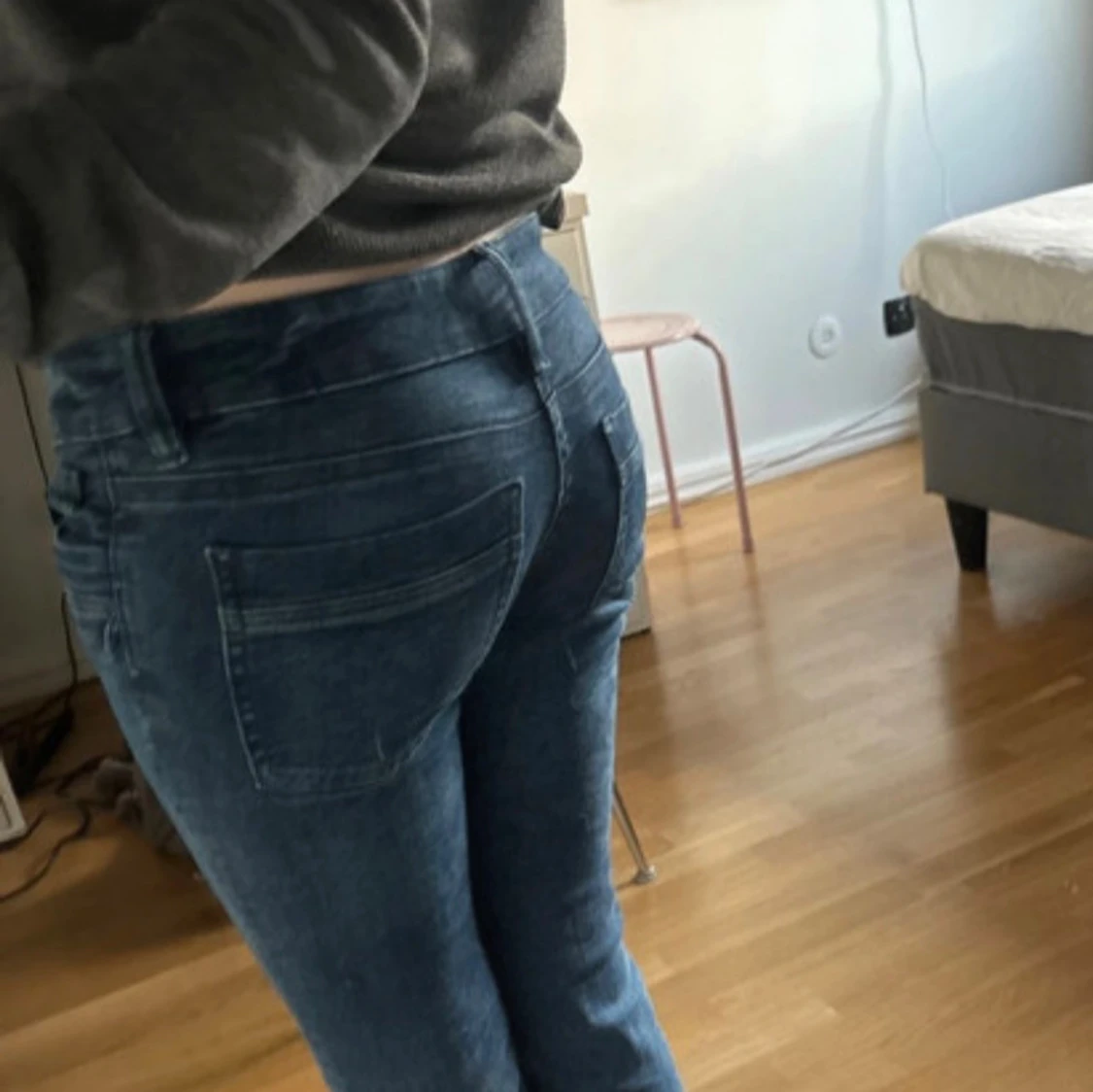 Blå bootcut jeans med låg midja - 2