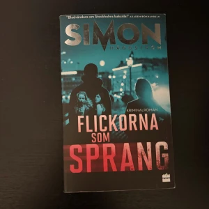 Flickorna som sprang - En spännande kriminalroman med mörka stadsmiljöer och starka karaktärer. Perfekt för dig som gillar nervkittlande berättelser och vill följa med på en resa genom Stockholms undre värld.