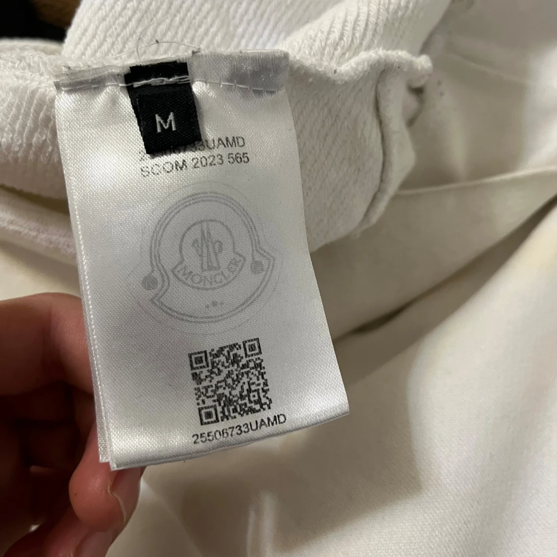 Vit hoodie från Moncler med half zip - 3