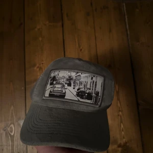 Velvet Keps - 5/10 skick velvet keps