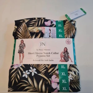 Pyjamasset 2 delar, storlek XL - Pyjamasset by Flora Nikrooz Relaxed Fit / Soft Satin