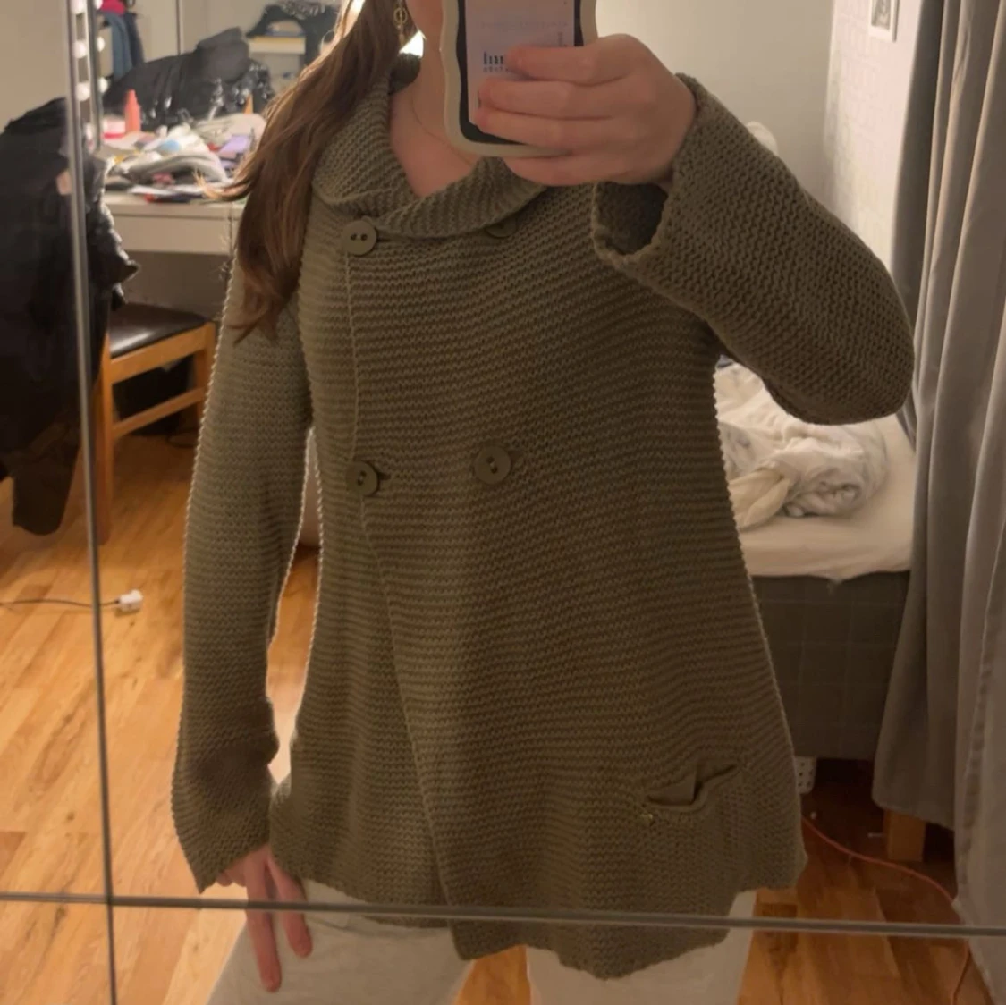 Olivgrön stickad kofta från Rabalder - 1