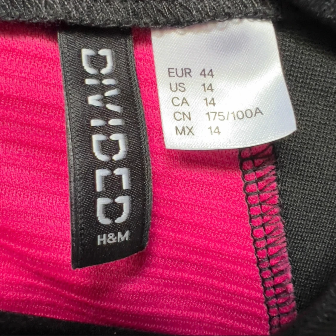 Svart och ceriserosa klänning H&M Divided - 1