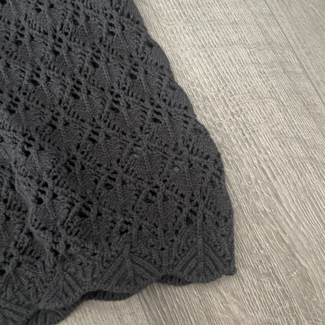 Svart stickad topp från H&M - 3