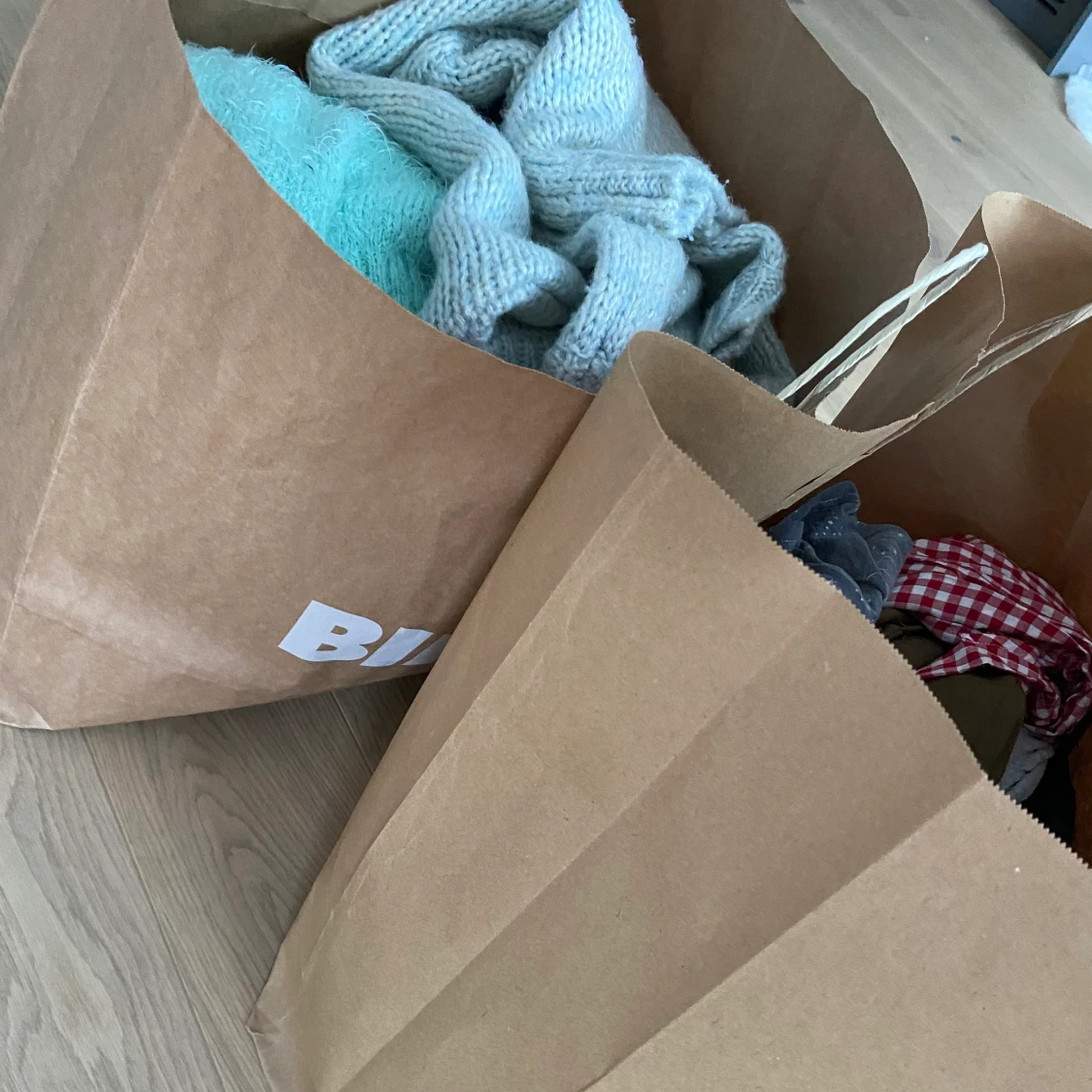 Massvis med kläder  - 91