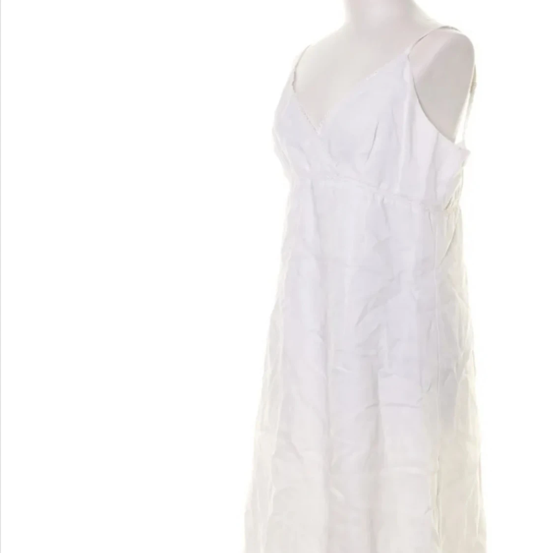 Vit sötaste sommarklänning